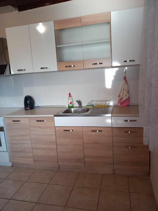 Μονοκατοικια 3 Δωματιων Villa Kateríni Buitenkant foto